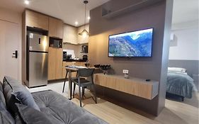 Studio Moderno no Ingá com Vista